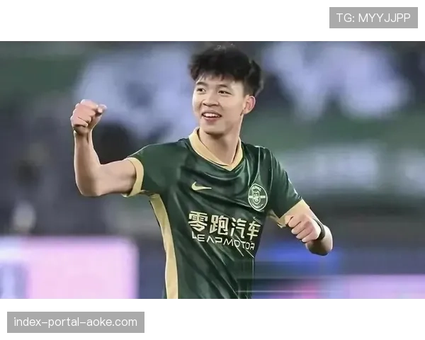 中超公益行:多支俱乐部球员探望儿童医院病患 中超公益行:多支俱乐部球员探望儿童医院病患